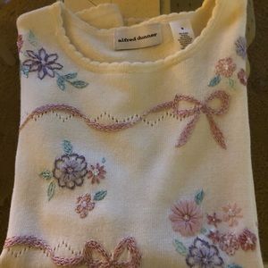 Alfred Dunner Womens short sleeve sweater, size medium